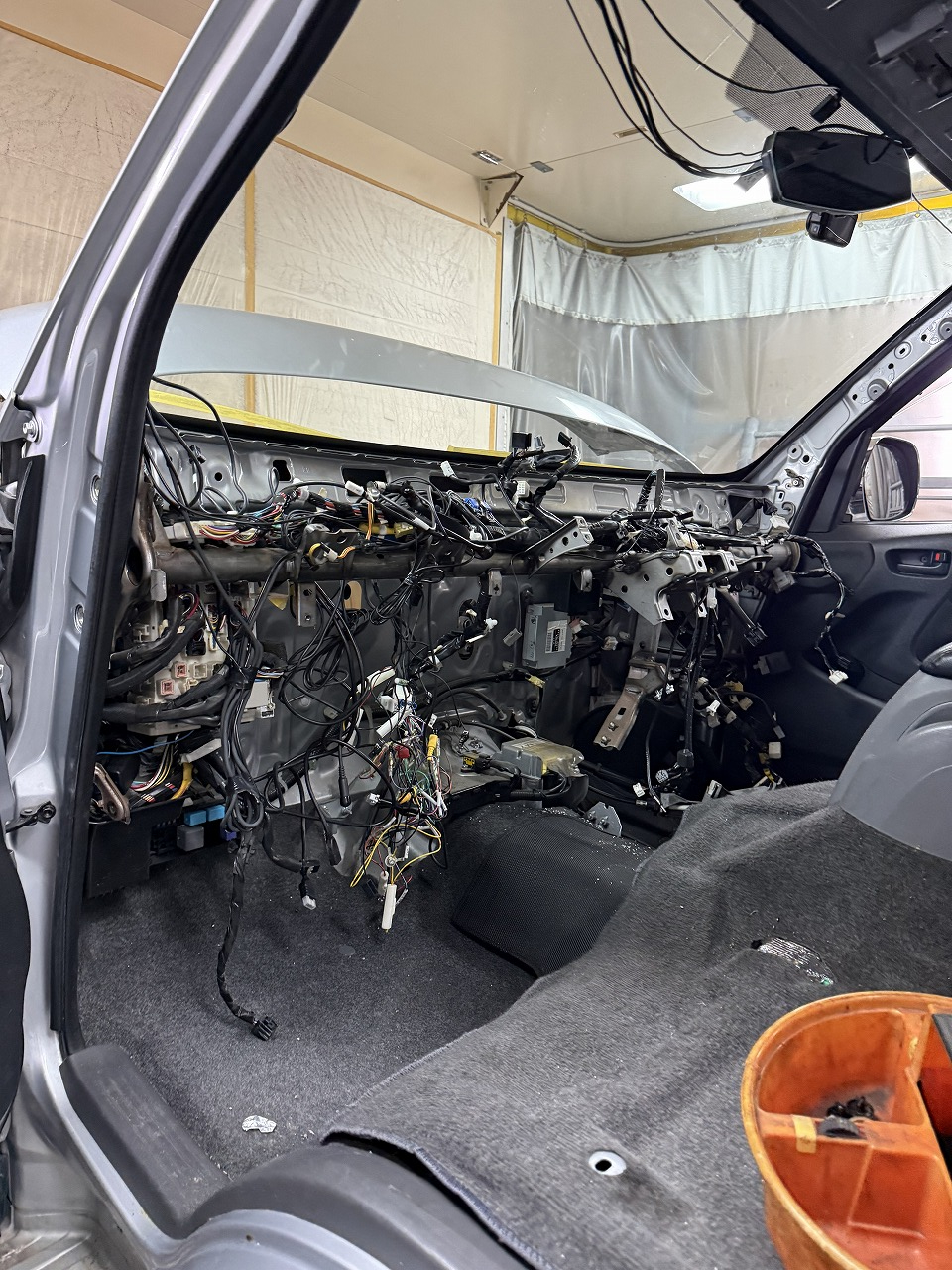 200系ハイエース　エアコン修理